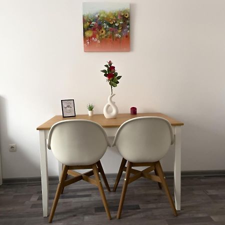 Appartamento Renovated Cosy Studio near Central Station Vienna Esterno foto
