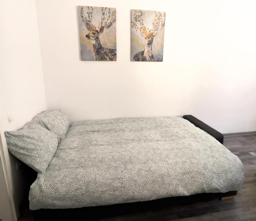 Appartamento Renovated Cosy Studio near Central Station Vienna Esterno foto